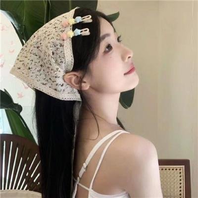 神秘裸女